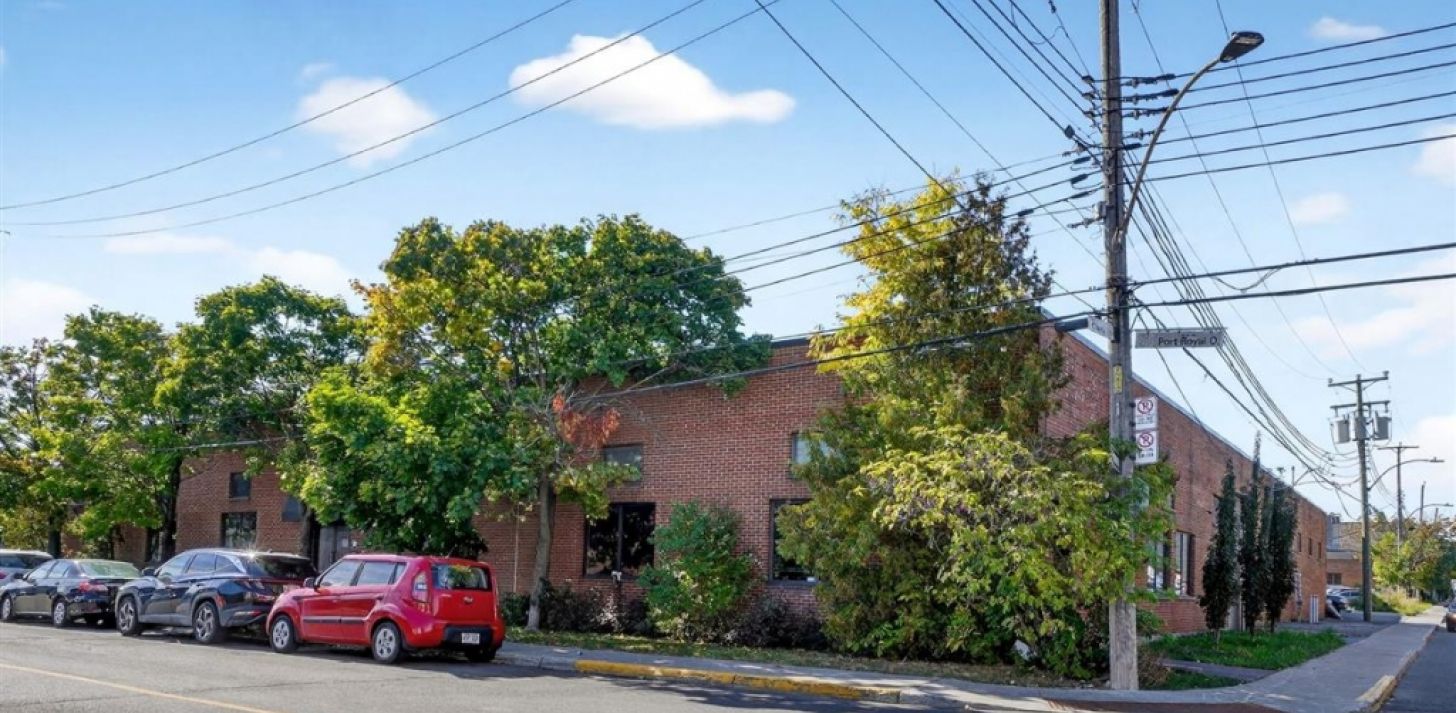Immeuble industriel &agrave; vendre ou &agrave; louer � 9700 Rue Clark, Montr&eacute;al (Ahuntsic-Cartierville) - &Agrave; louer