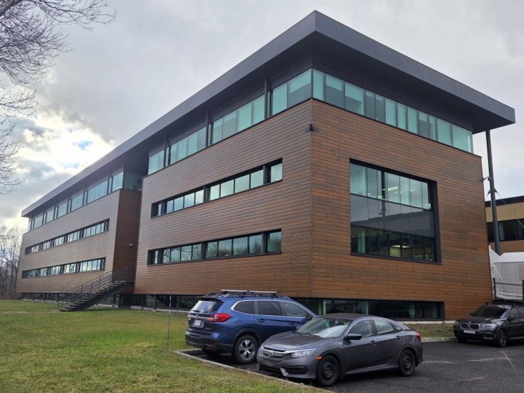 Local industriel / laboratoire � Parc Technologique