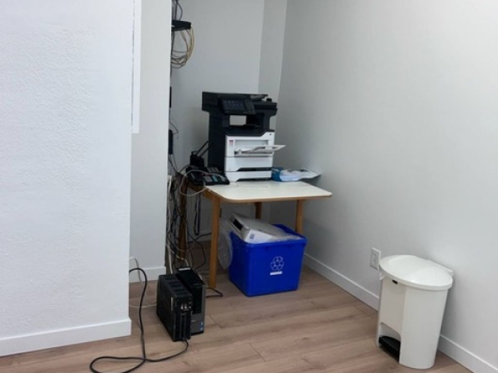Local commercial � louer - Longueuil