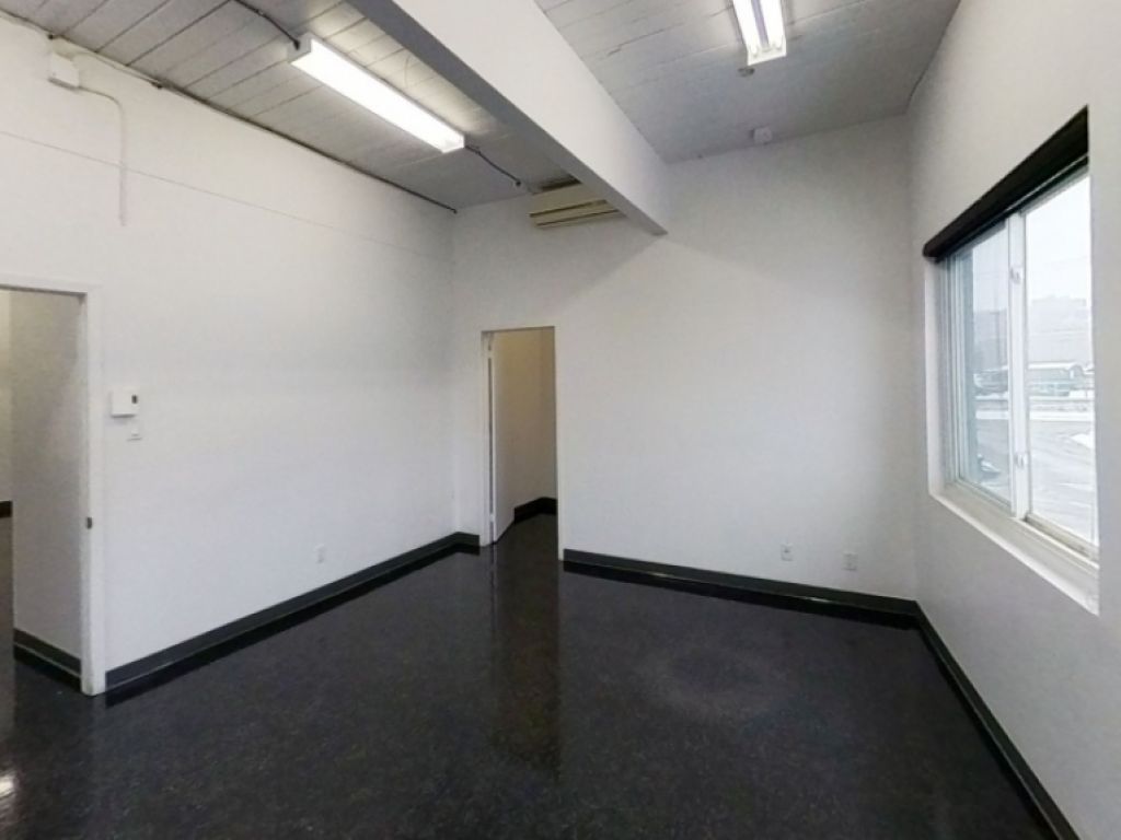 Espace de bureau secteur Saint-Malo � Local 200