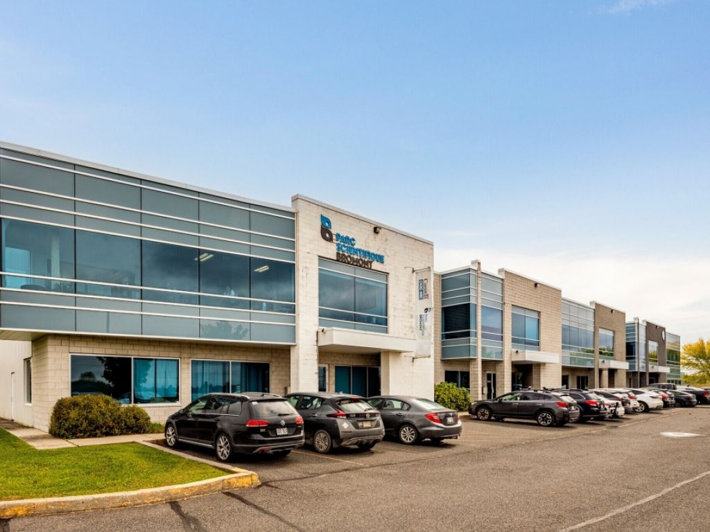 Espace Industriel � louer Bromont, 1400 Innovation