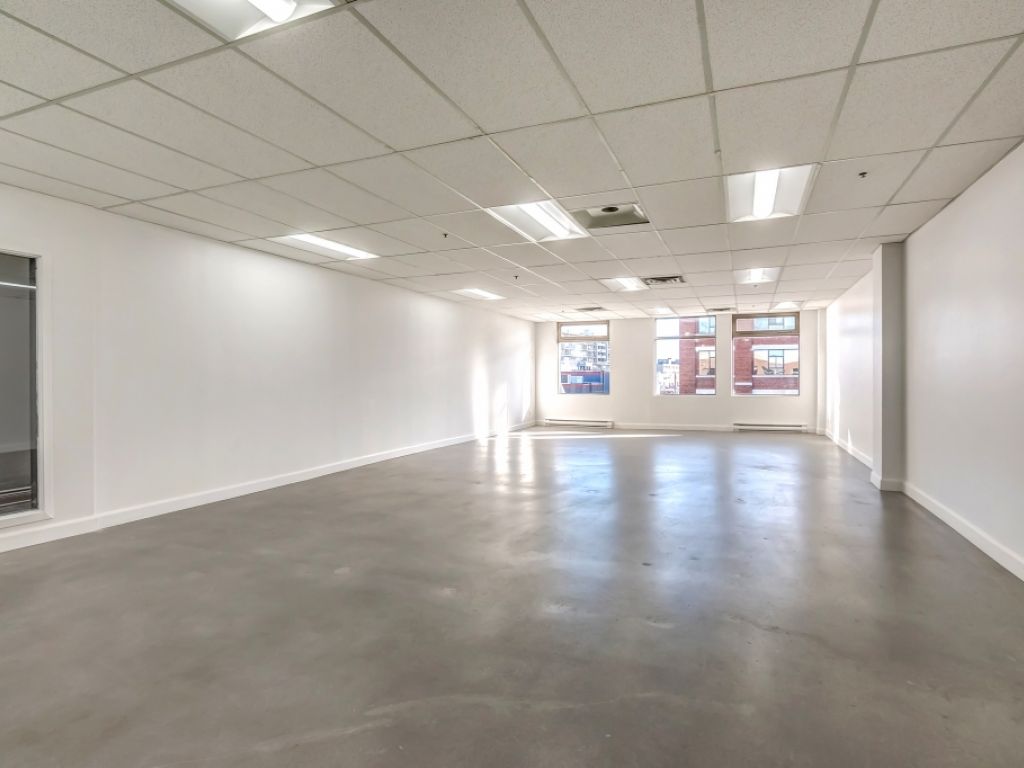 Loft-style Office spaces for rent-District Beaumont-6855 de l'�p�e