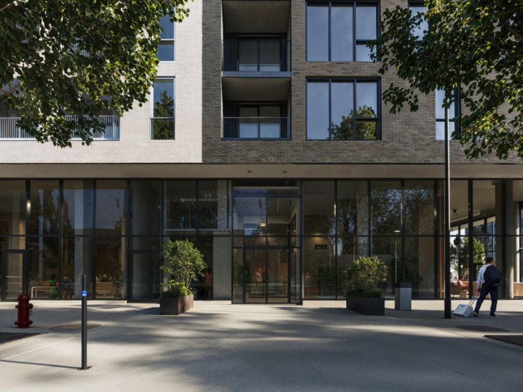 Espace commercial flambant neuf � louer � Ville-Marie