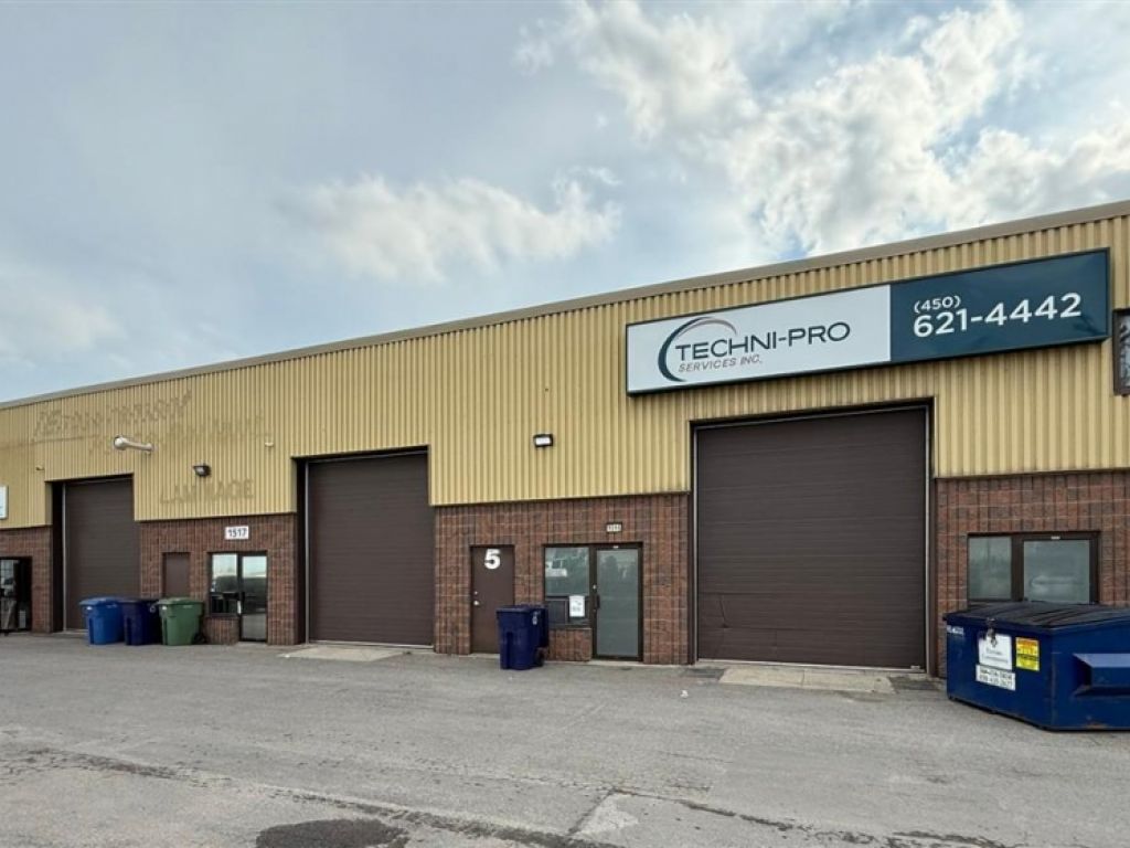 Espace industriel � louer - 1515 Aut. Jean-No�l-Lavoie (A-440)
