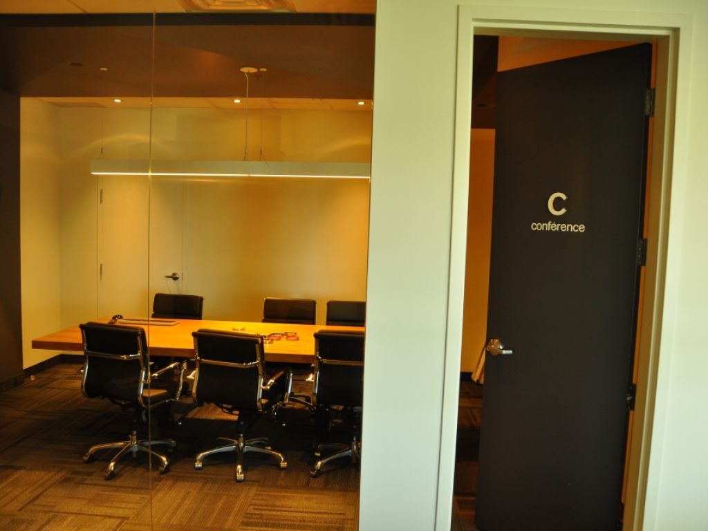 📍 Condo commercial � louer � 1er �tage � Laval, autoroute 440 Ouest