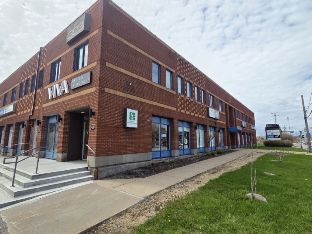 Local de bureau � louer � Vanier � 303, boulevard Pierre-Bertrand, local 208
