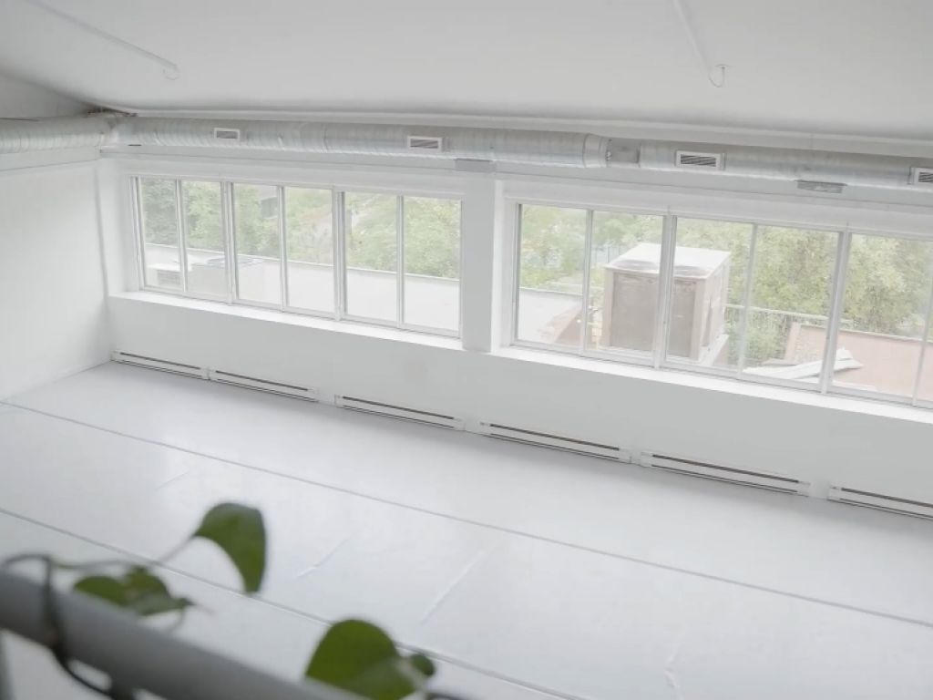 Cession de bail - Loft (studio) 5000 Iberville - 2000 pieds carr�s 