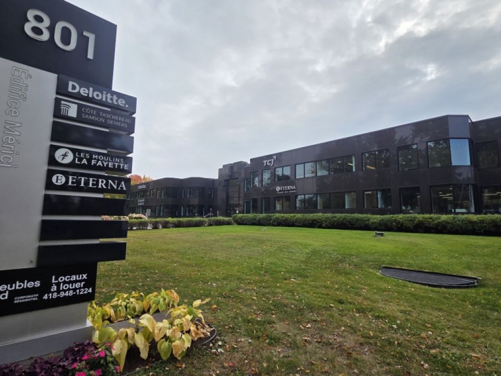 Bureau � louer � Local 115 � 801, Grande All�e Ouest, Montcalm