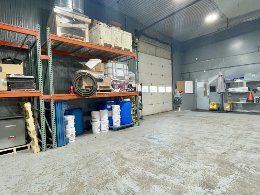 Local industriel/commercial � Qu�bec