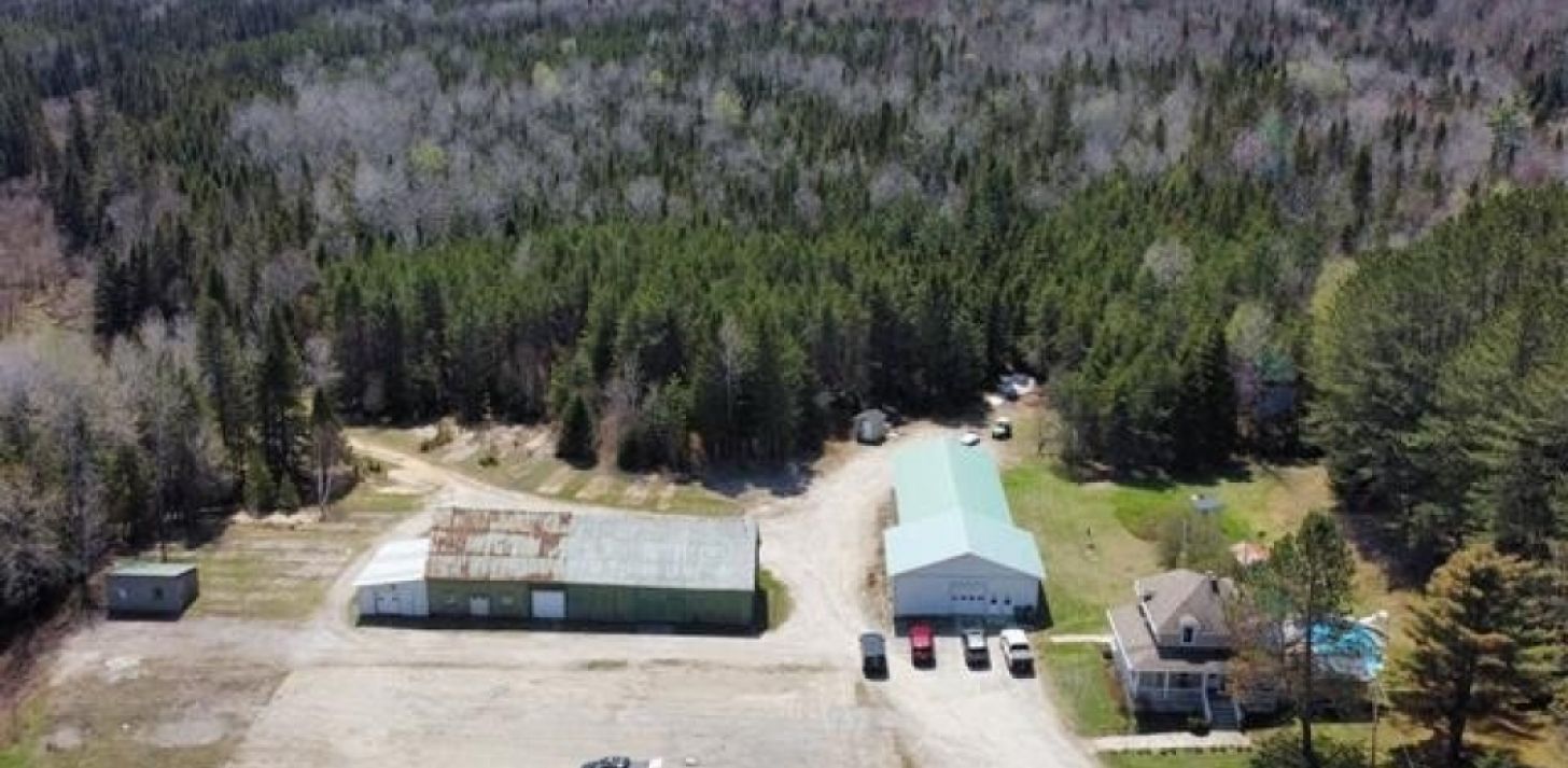 Maison, Entrep&ocirc;t, Garage, Grange, Rivi&egrave;re-Rouge - &Agrave; vendre