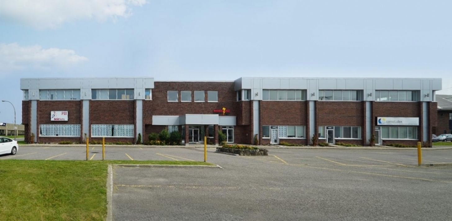 7000-7020 ch. de la C&ocirc;te-de-Liesse / 174-186 rue Merizzi - &Agrave; louer