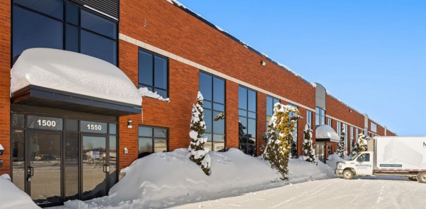 Espace bureau &agrave; louer � 1550 Rue Bernard-Lefebvre, local 100, Laval (Duvernay) - &Agrave; louer