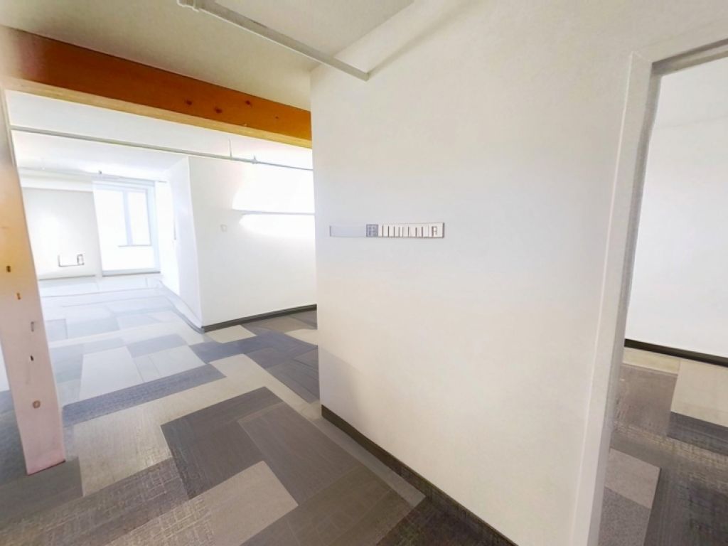 Opportunit� commerciale � louer � Centre-Ville - 700pc