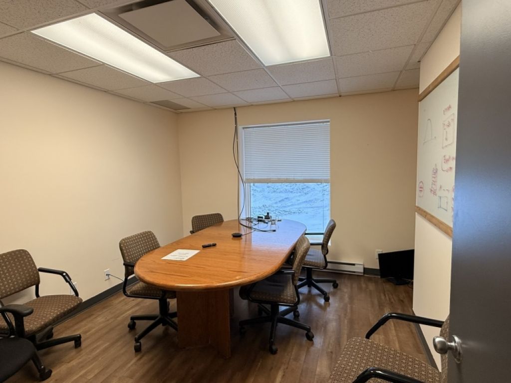 Sous-location �  Local industriel avec bureaux � L�vis