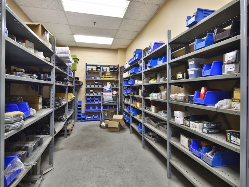 UNIT� INDUSTRIELLE � LOUER