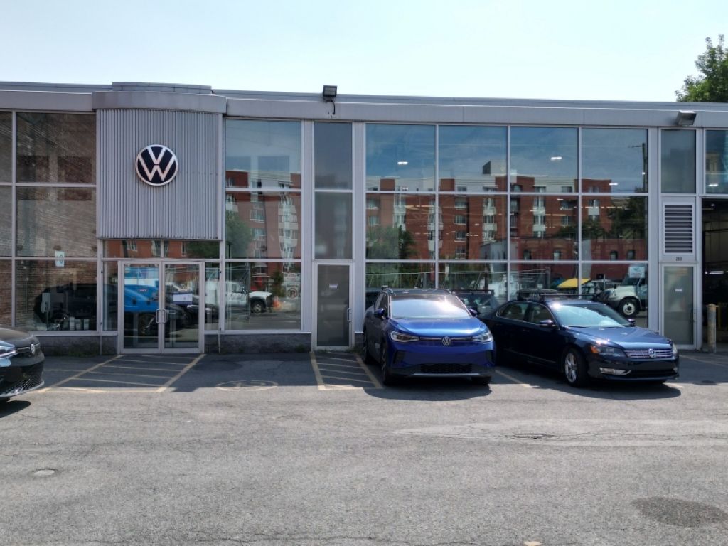 Espace commercial Griffintown-concessionnaire 