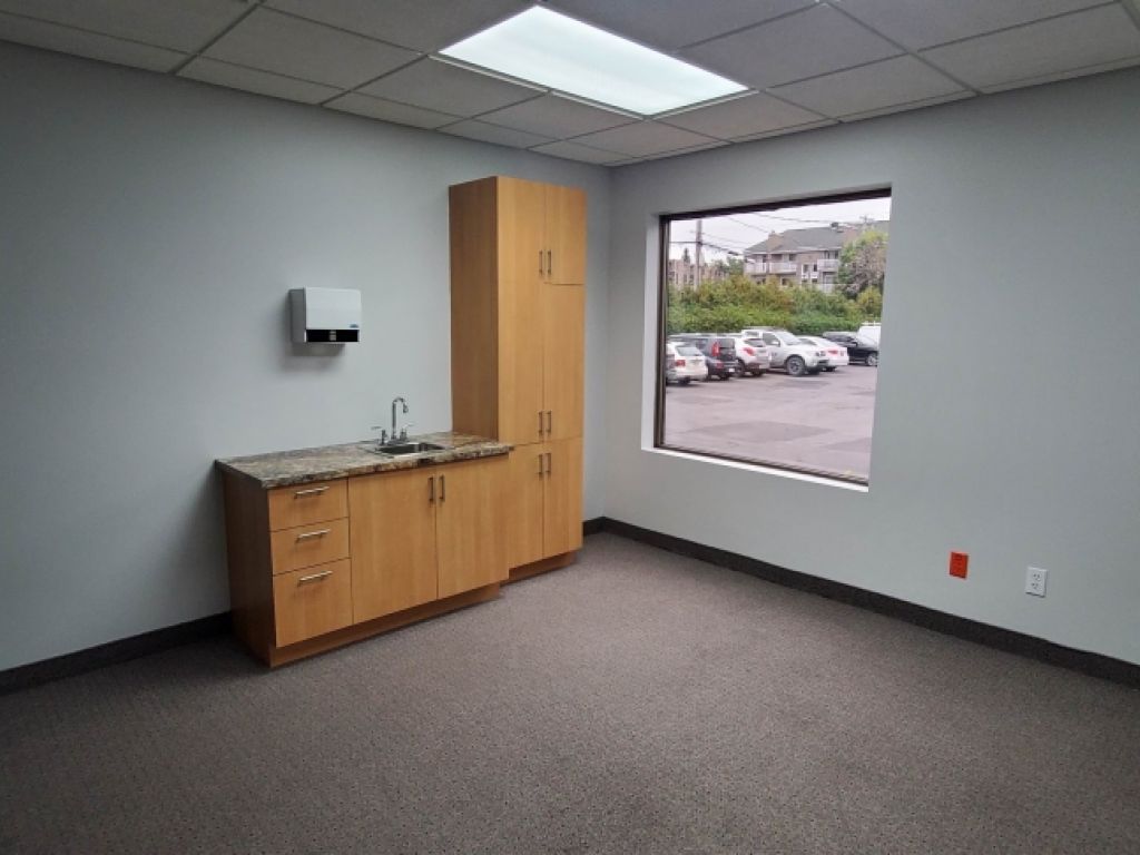 SAINT-JEAN Bureaux � louer 1500p2 au 3e �tage