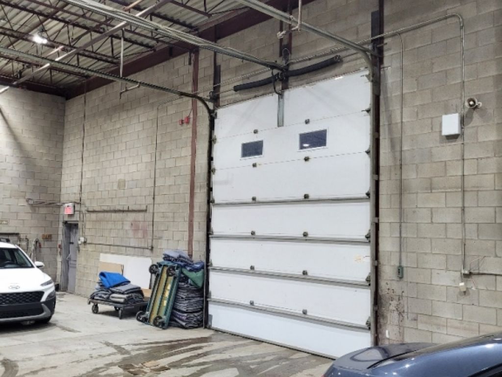 Local commercial ou industriel l�ger