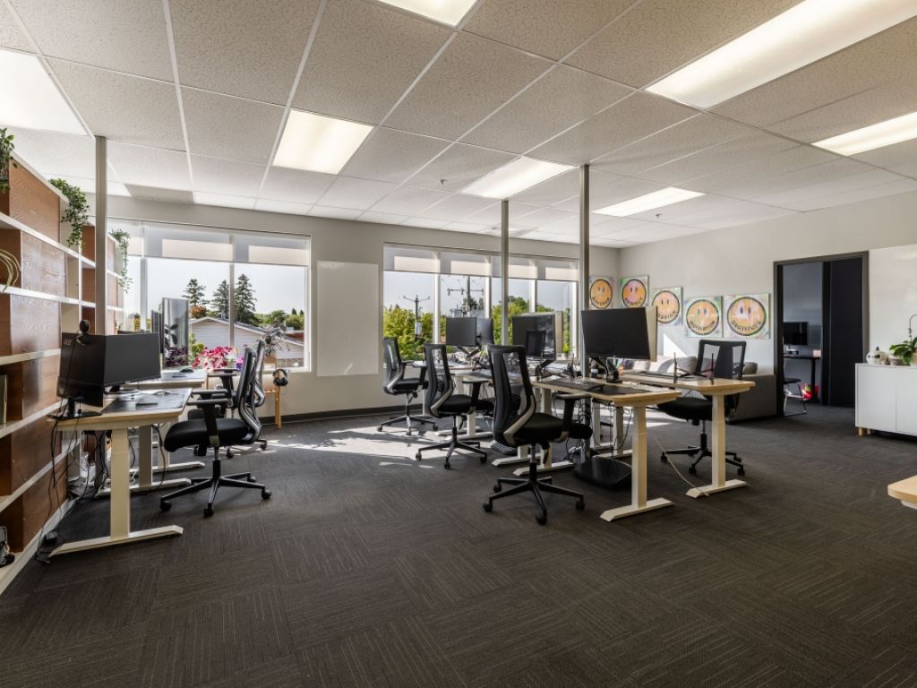 Bureau professionnel tr�s lumineux