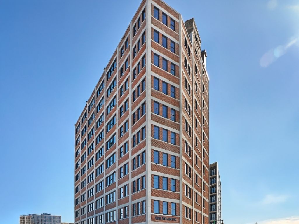 Bureaux loft � louer � Outremont-cl� en main