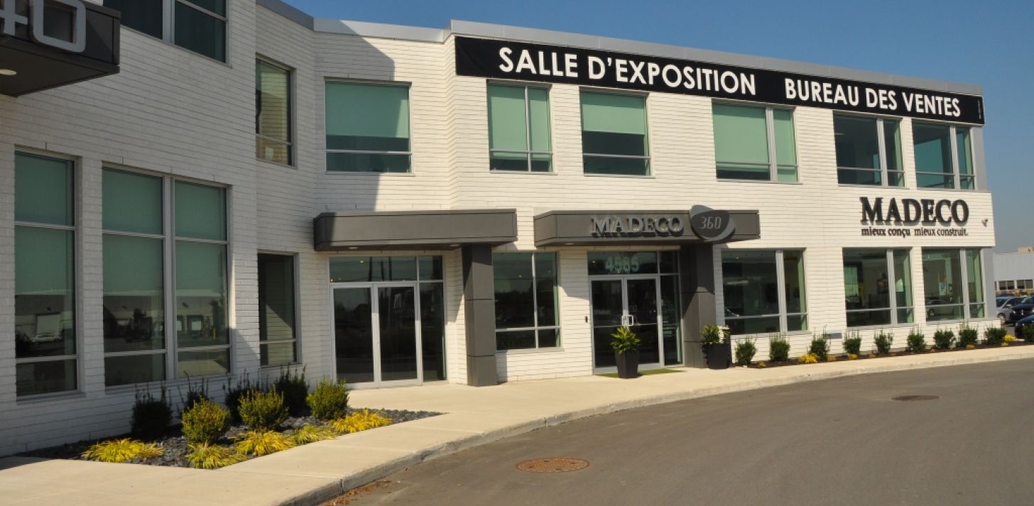 📍 Condo commercial &agrave; louer � 1er &eacute;tage � Laval, autoroute 440 Ouest - &Agrave; louer