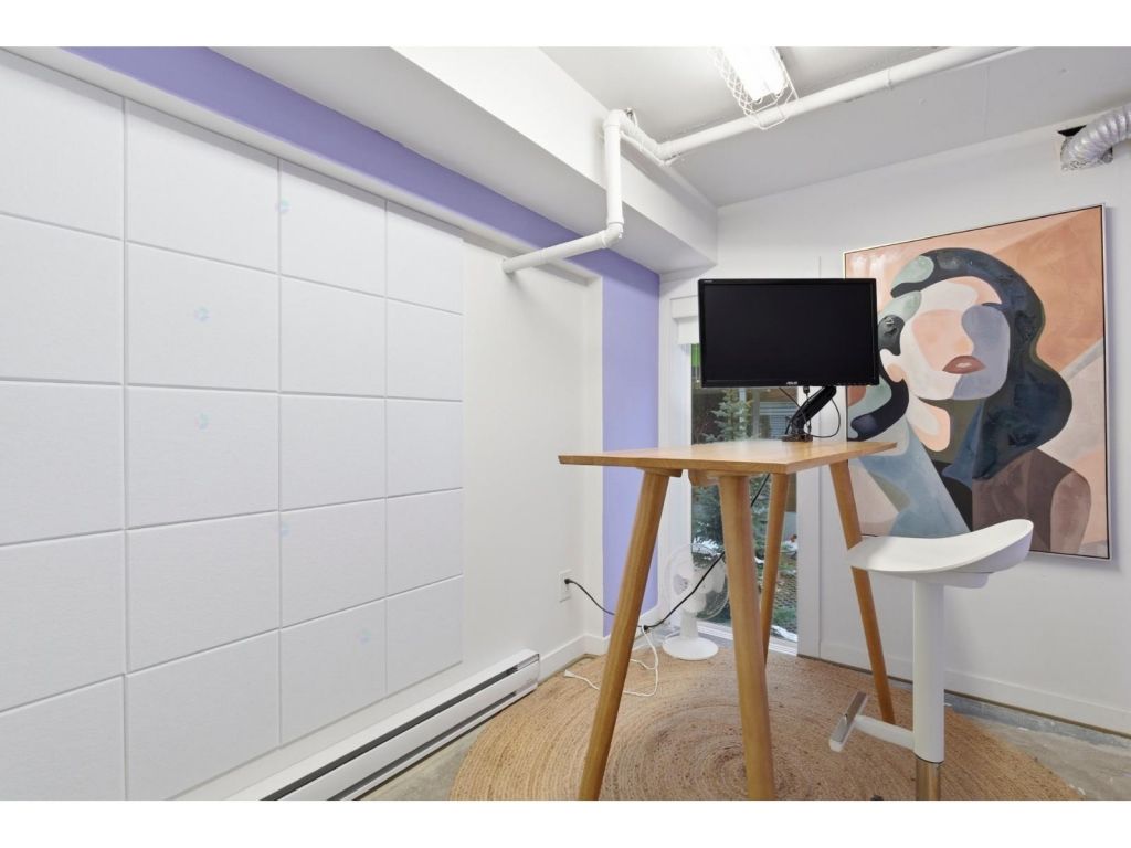 Local commercial professionnel lumineux sur 2 niveaux plateau mont royal 