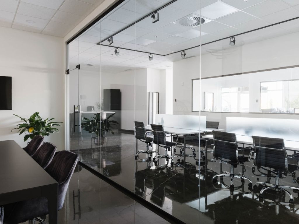 Salle de r�union / conf�rence � louer � la journ�e ou � l'heure