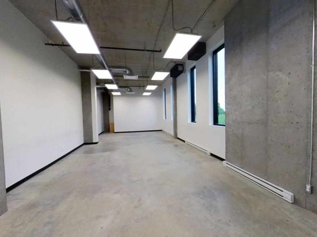 GRAND LOCAL COMMERCIAL LEBOURGNEUF