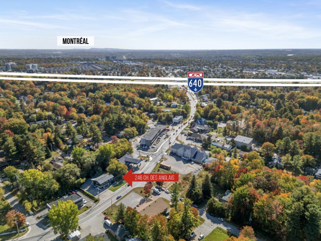 ESPACE SEMI-COMMERCIAL � VENDRE