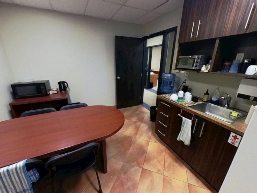 Grand espace de bureaux moderne � Saint-Malo / Saint-Sauveur