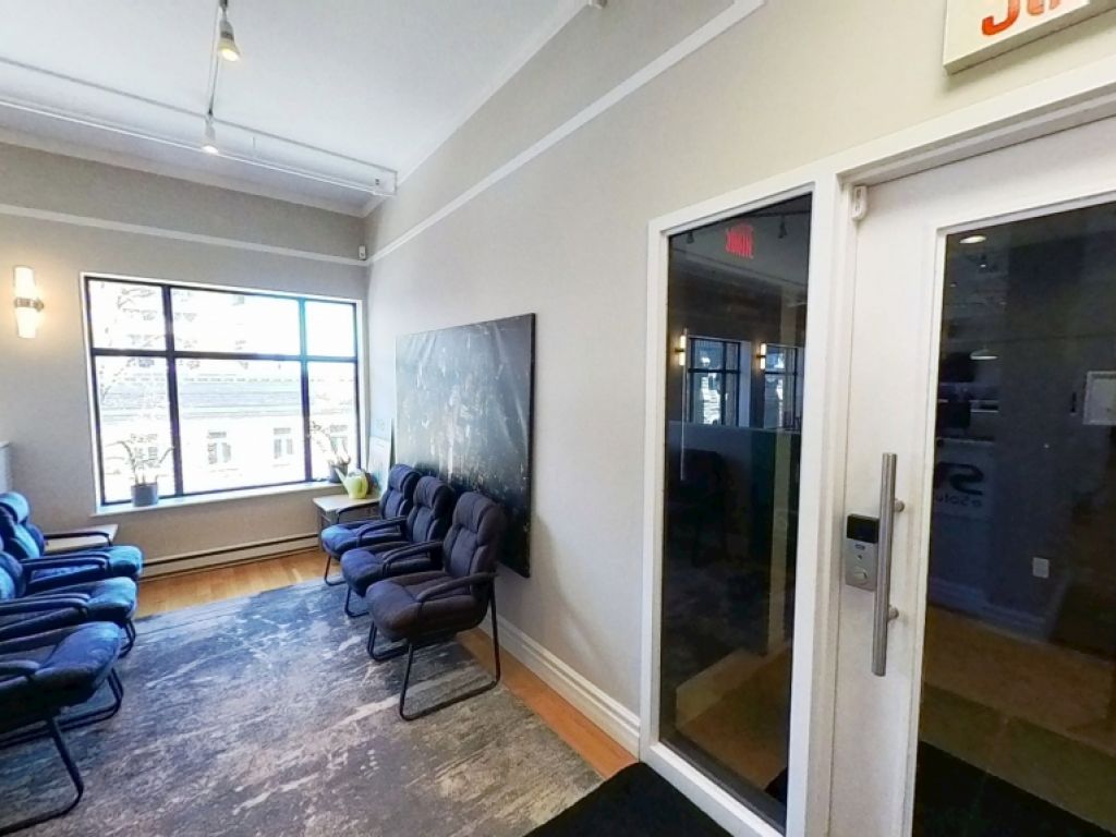 Bureau haut de gamme � sous-louer � Saint-Roch