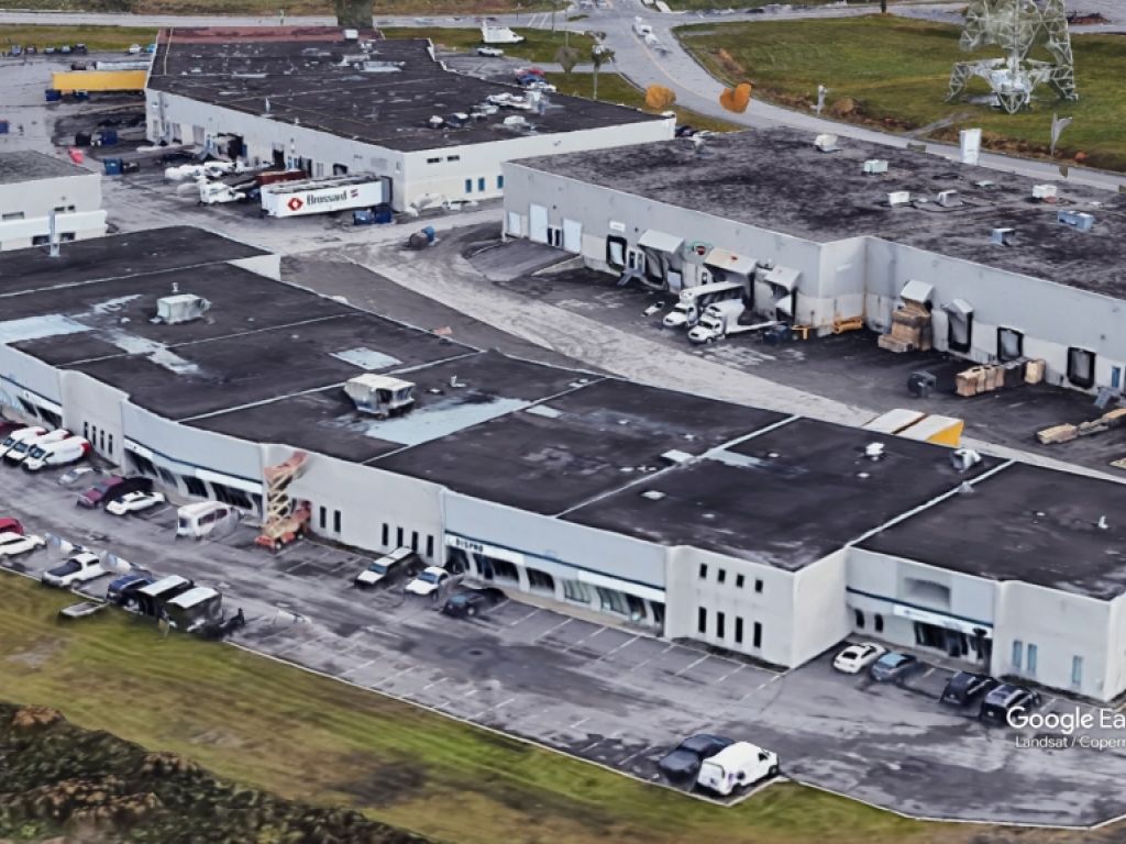 LOCAL PAR COLBERT - 103-104 - 3260 AVENUE WATT