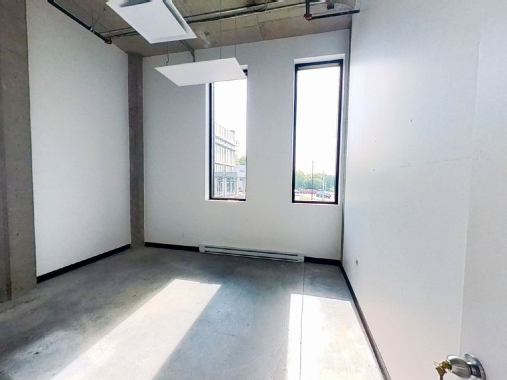 GRAND LOCAL COMMERCIAL LEBOURGNEUF