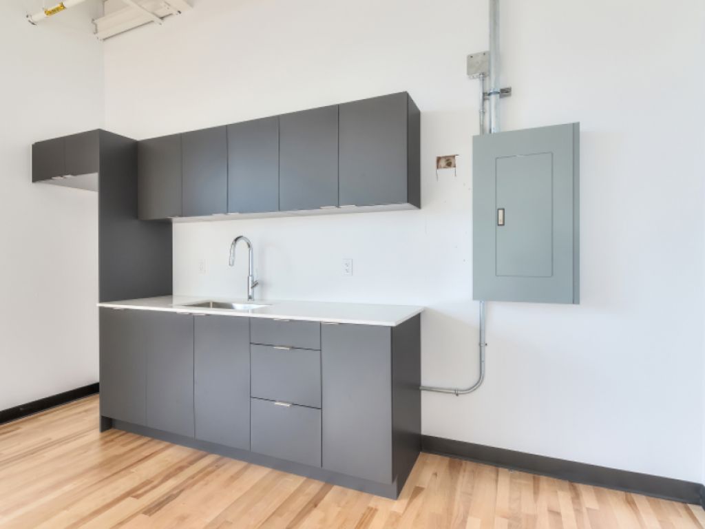 CLE EN MAIN Espaces bureaux commerciaux renov�s � louer-HOMA