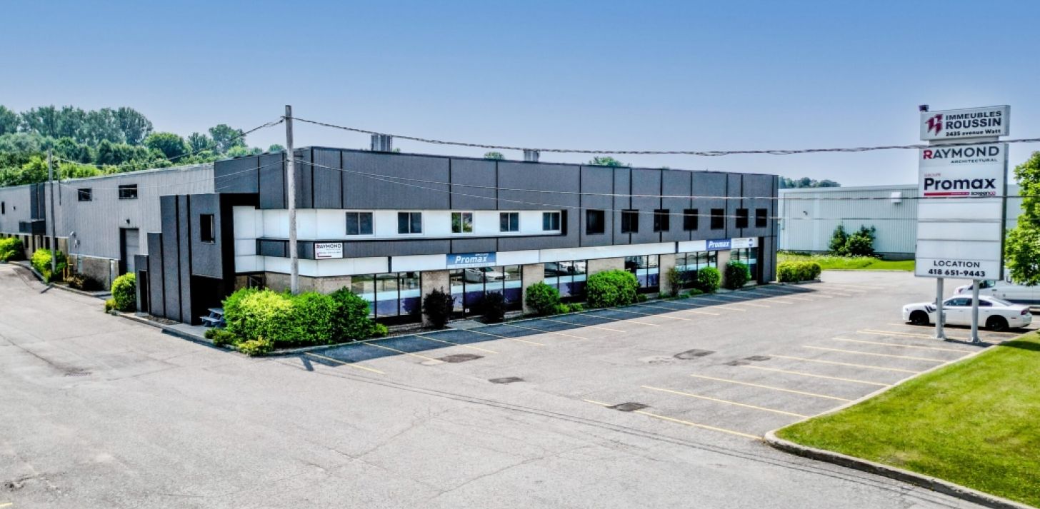 Local industriel avec bureaux � Parc Colbert � Sainte-Foy - &Agrave; louer