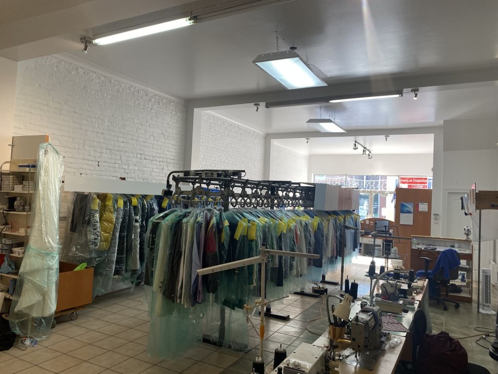 Commerce sur la Promenade Ontario