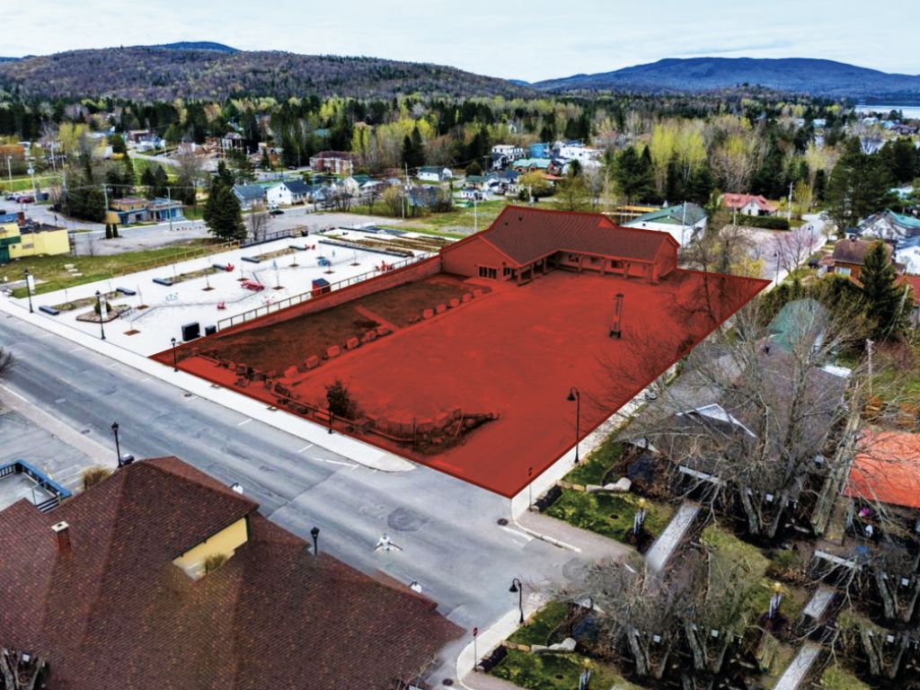 Espace commercial � vendre pour red�veloppement