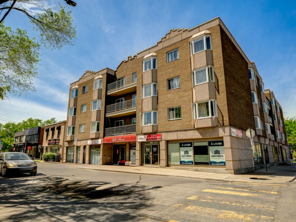 LOCAL � LOUER, M�TRO DU COLL�GE, 1568 PI.CA. 