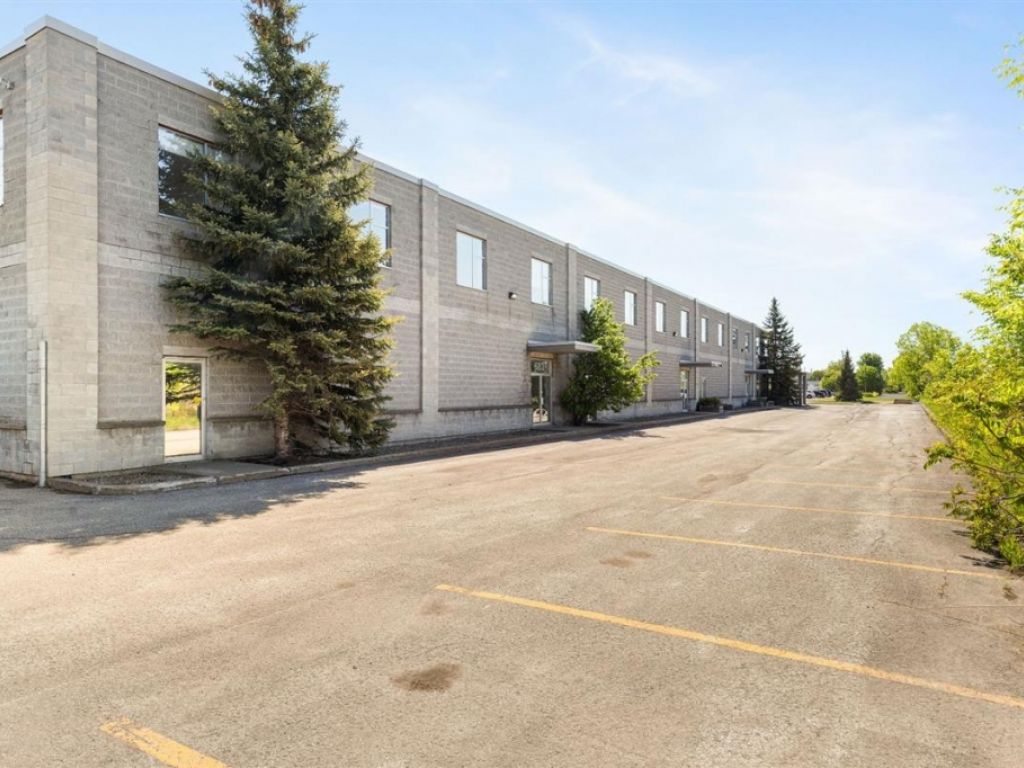 Espace bureau � louer � 683 Mont�e St-Fran�ois, Laval (Saint-Vincent-de-Paul)