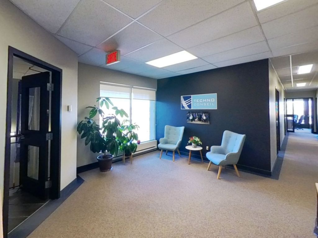 Grand espace de bureaux moderne � Saint-Malo / Saint-Sauveur