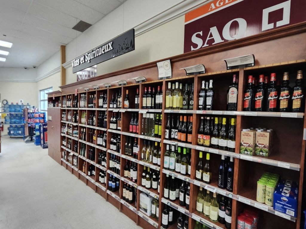 March� Ami � vendre