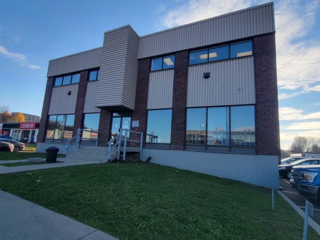 LOCAL COMMERCIAL OU DE BUREAU - SAINTE-FOY