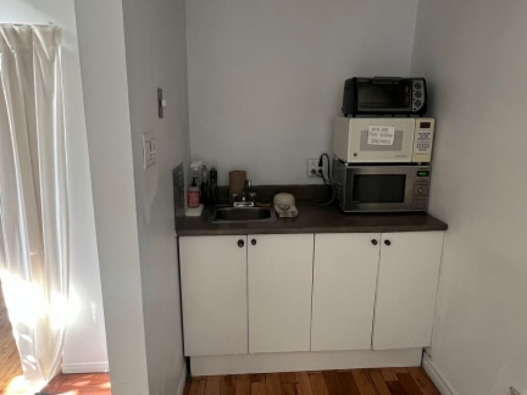 Local commercial � Laval