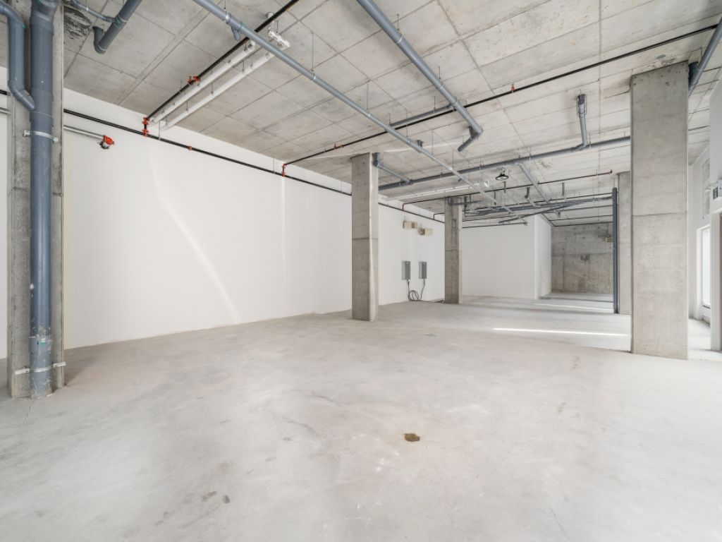 Espace commercial ou de bureau � vendre Vieux-Montr�al