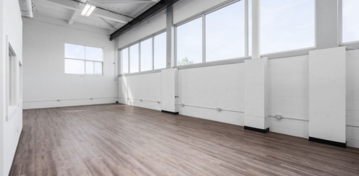 Bureaux neufs style loft &agrave; louer &agrave; Saint-Henri - Disponible 