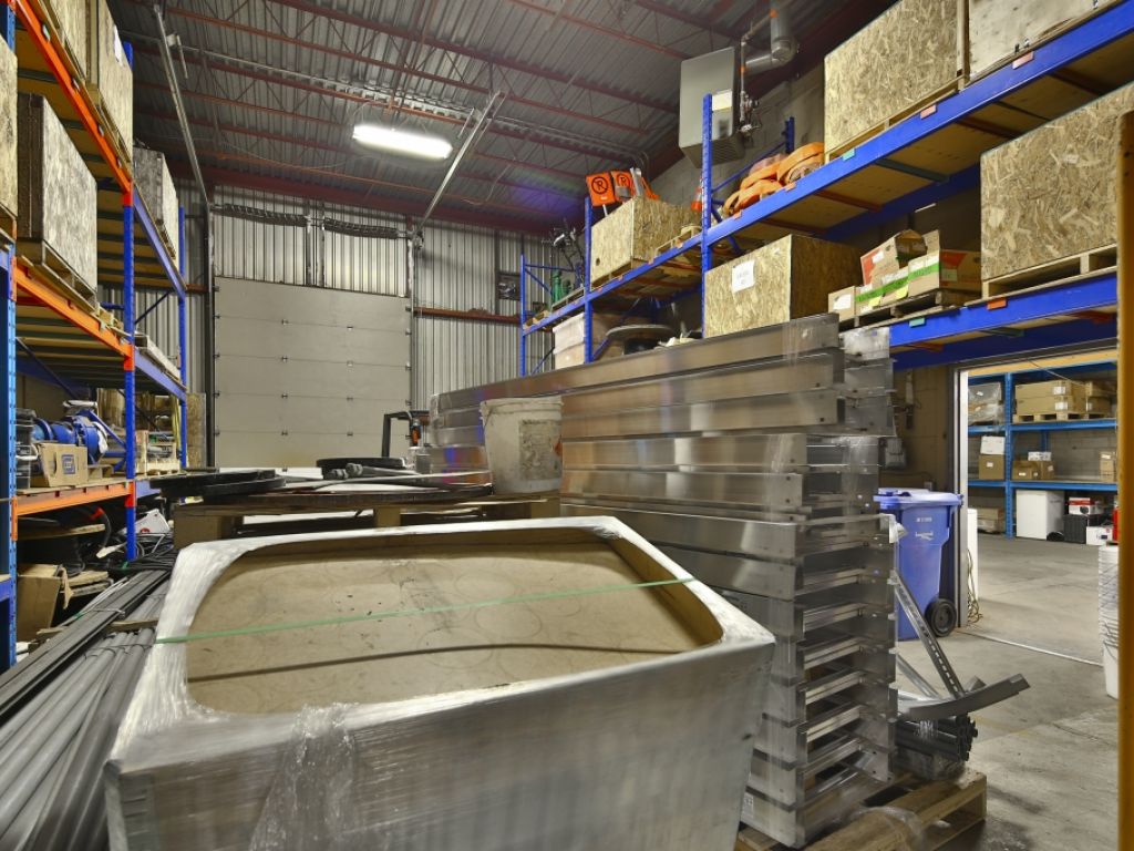 UNIT� INDUSTRIELLE � LOUER