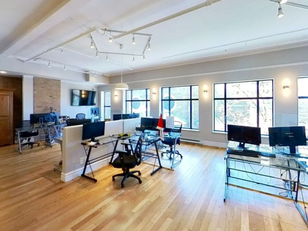 Bureau haut de gamme � sous-louer � Saint-Roch