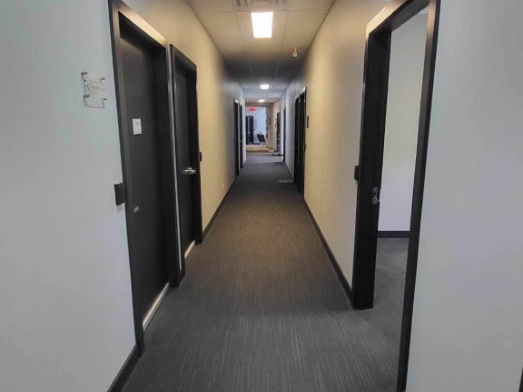 Espace de travail partag� � louer La Prairie