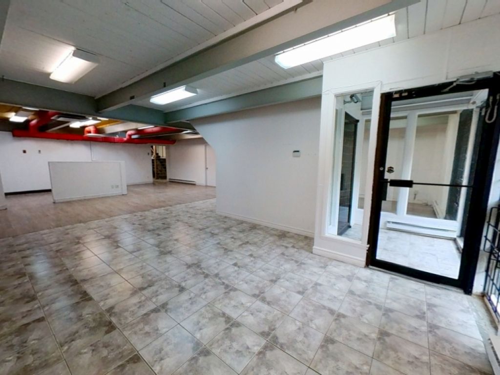 Local industriel/commercial � Parc Colbert - 2366-190 Galvani