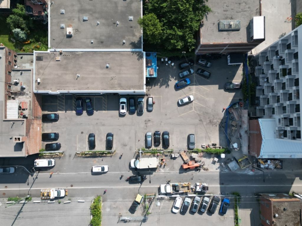 Espace commercial Griffintown-concessionnaire 